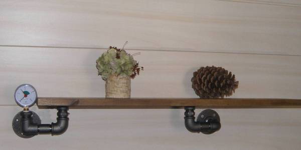 Regal Industrial Rohre